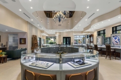 CENTRAL_SHOWROOM_DISPLAY_STRAIGHT