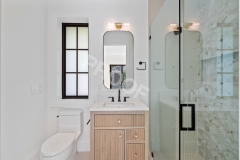 1_BATHROOM_1_DT