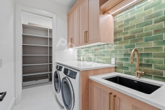 1_LAUNDRY_ROOM_DT