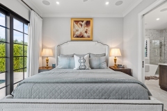 PRIMARY_BEDROOM_STRAIGHT_DT